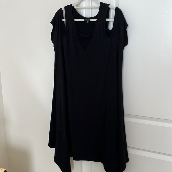 torrid Dresses & Skirts - Torrid cold shoulder knit dress with crisscross neck detail